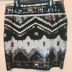 Express Black and Silver Atzec Sequin Mini Skirt - M